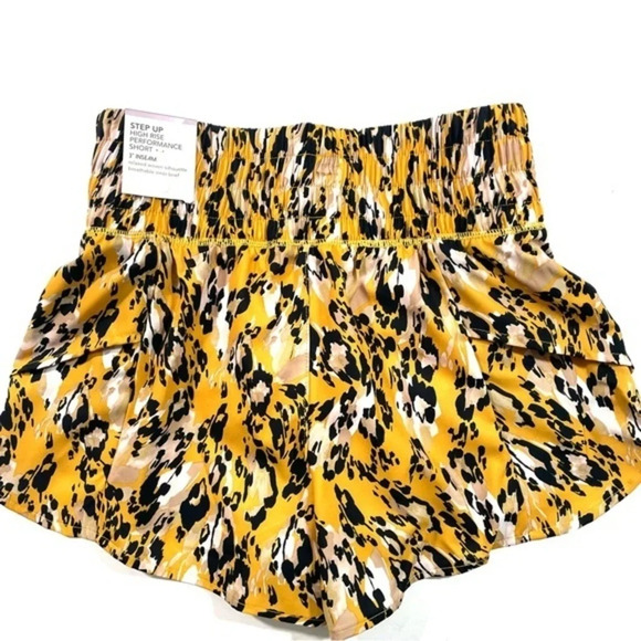 New Calia High Rise Petal Hem Shorts Lined XXS Animal Glowing Umber - Picture 3 of 6